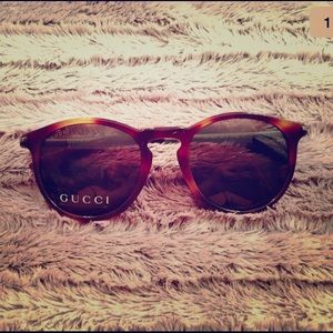 Gucci 1110/S tortoise round sunglasses